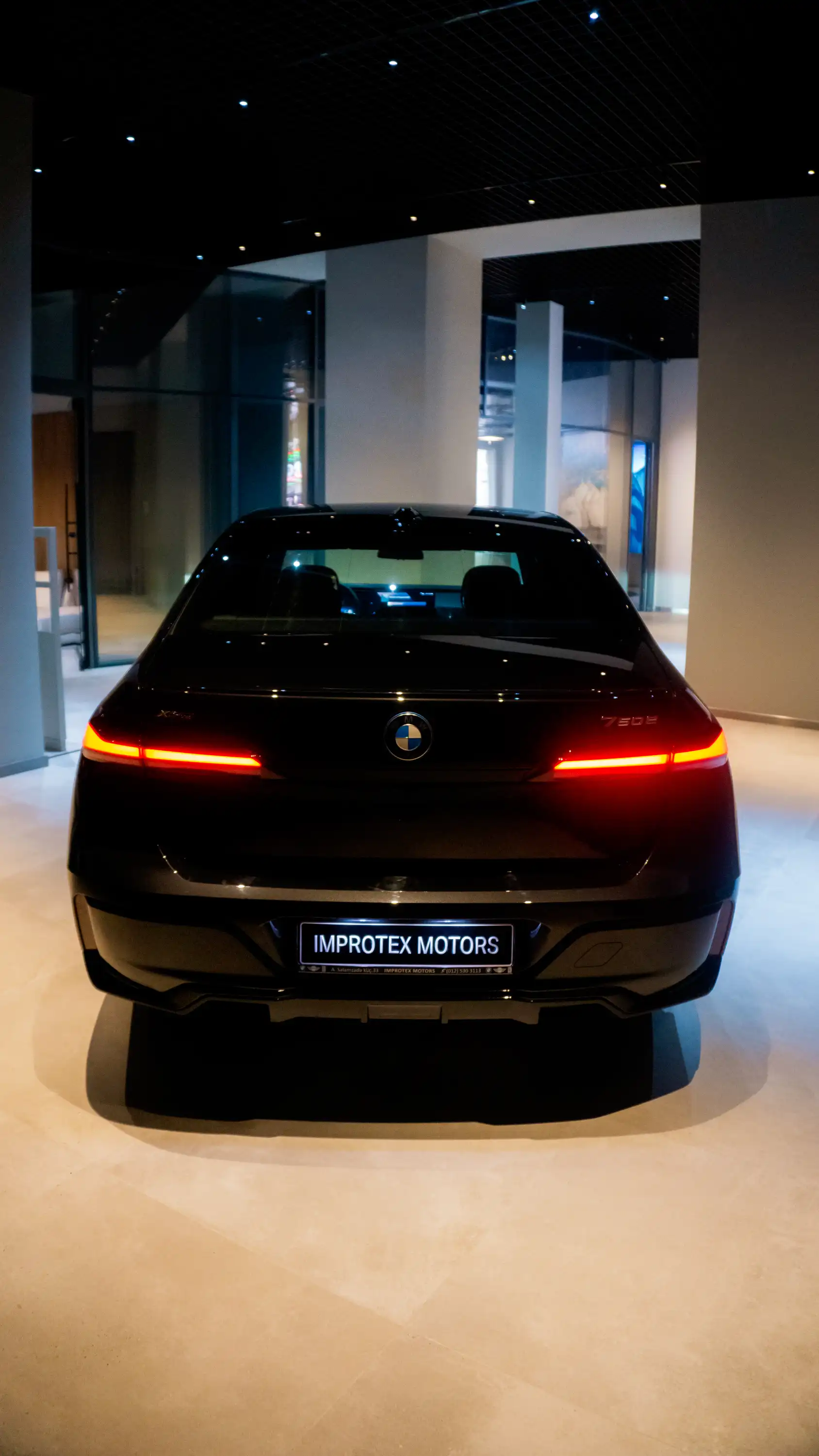 BMW 750e xDrive Interior