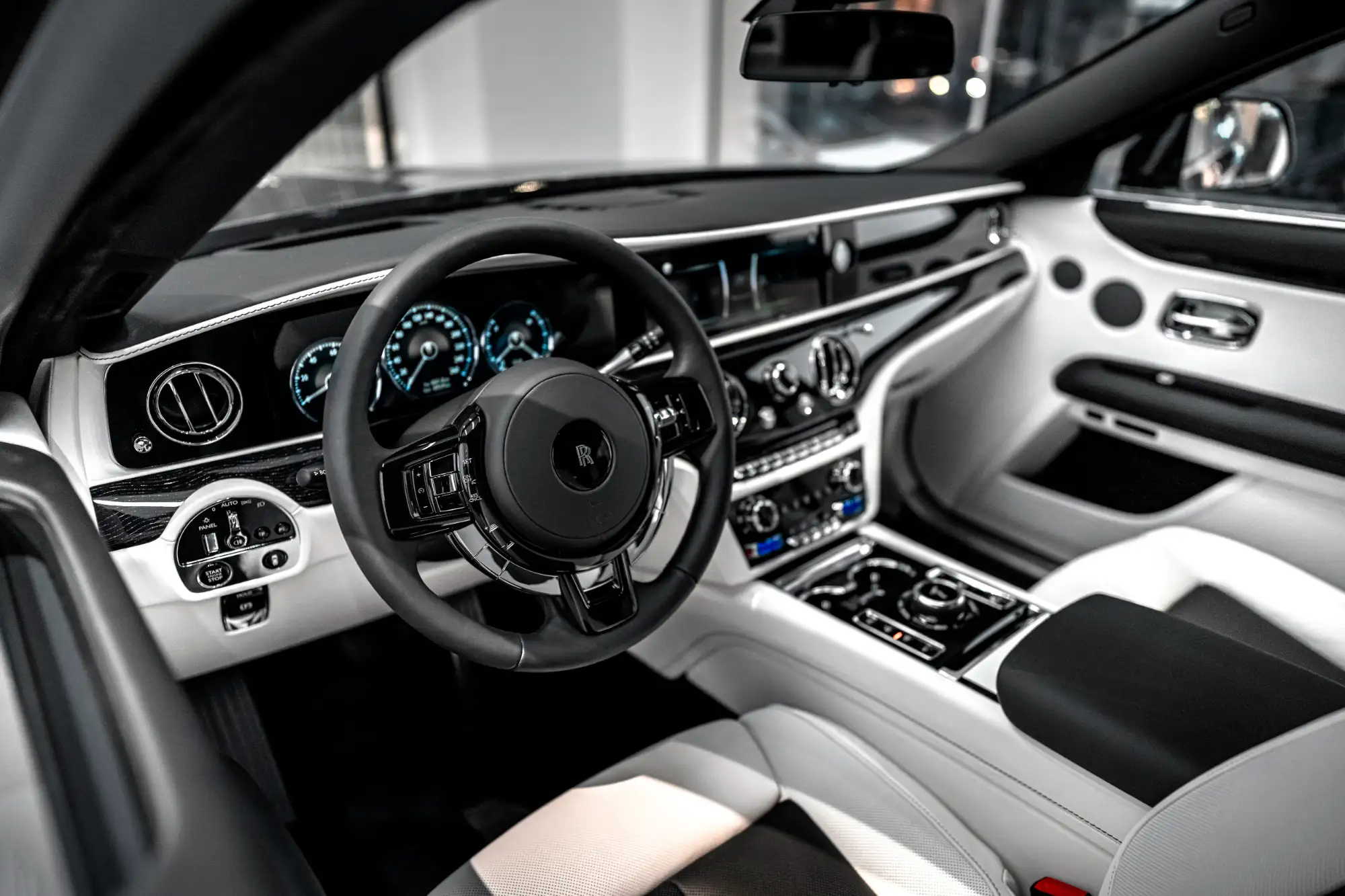 Rolls-Royce Ghost Extended Rear Seats